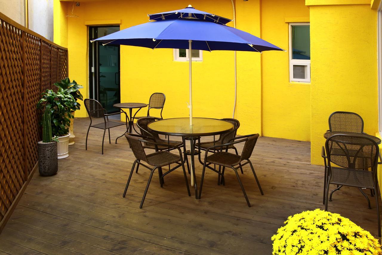 24 Guesthouse Йосу Екстер'єр фото
