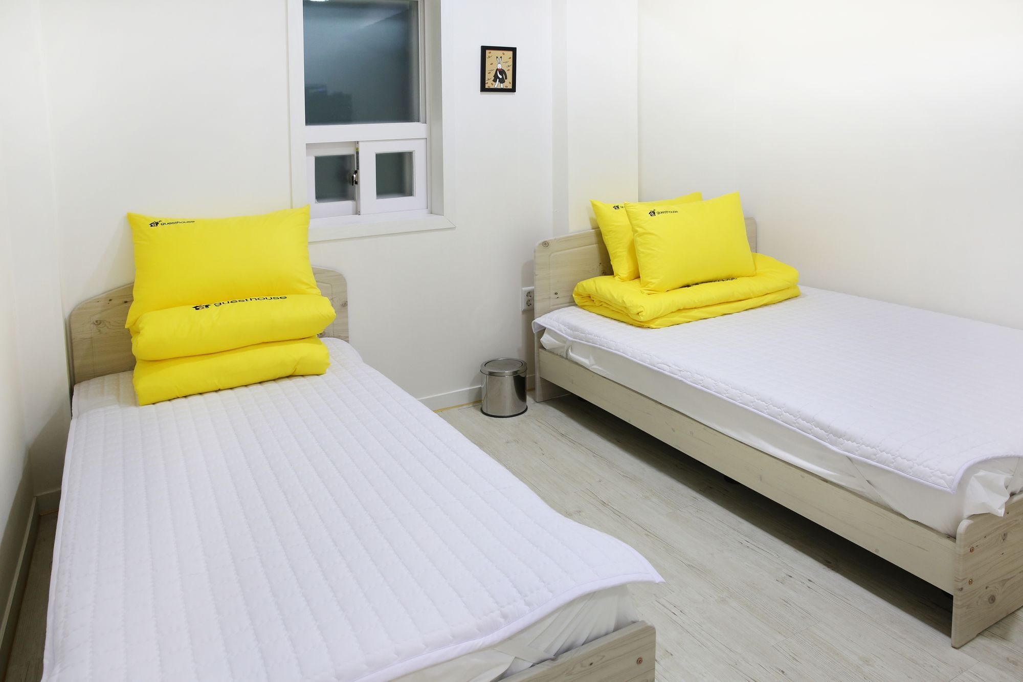 24 Guesthouse Йосу Екстер'єр фото