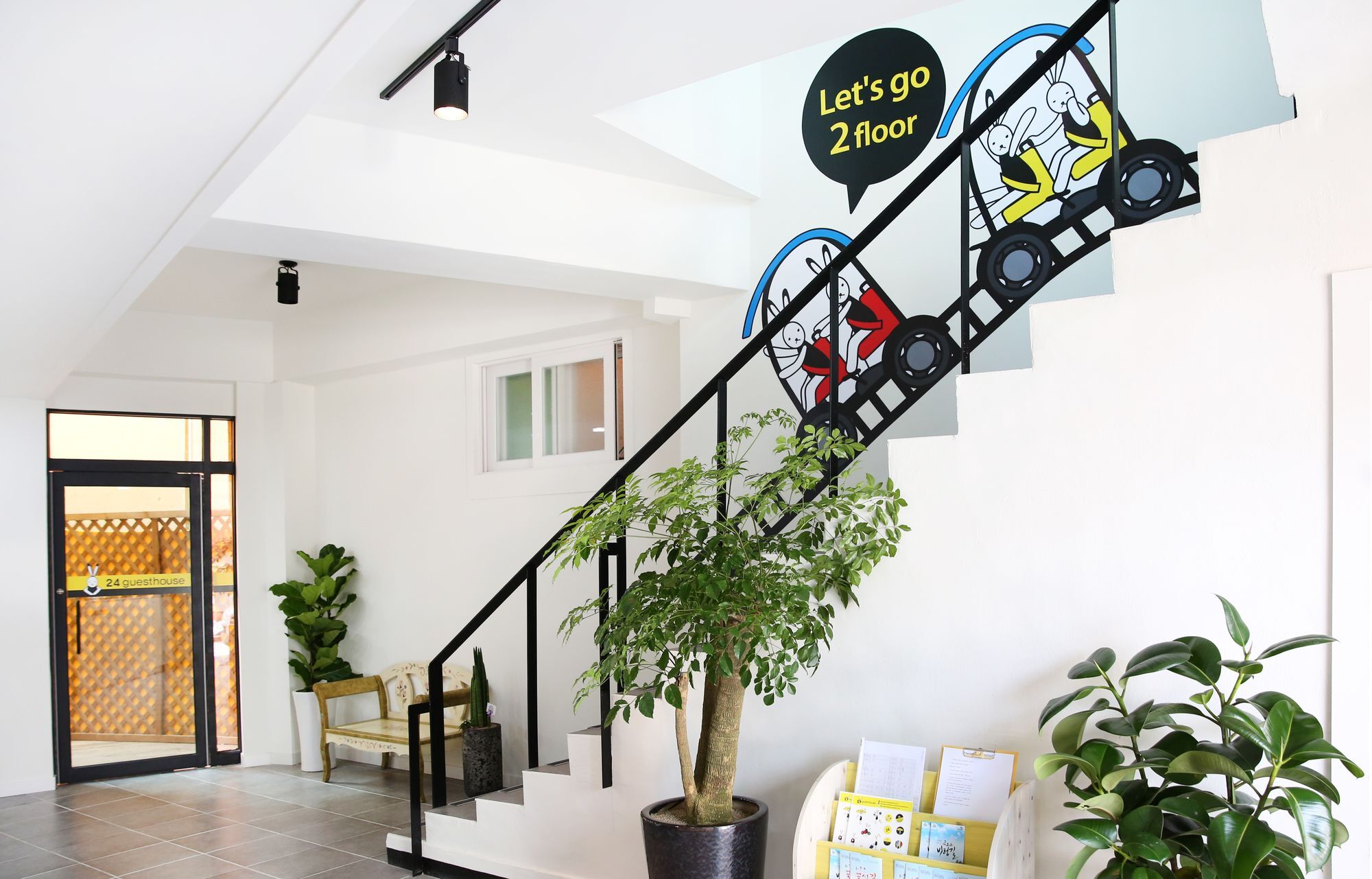 24 Guesthouse Йосу Екстер'єр фото